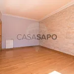 Rent 3 bedroom apartment of 111 m² in Loures