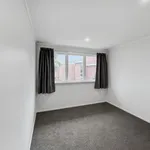 Rent 2 bedroom apartment in Mount Roskill