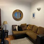 Rent a room of 80 m² in Lisbon