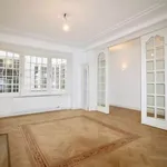 Appartement de 148 m² avec 2 chambre(s) en location à saint