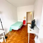 Rent a room in lisbon