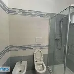 Affitto 4 camera appartamento di 110 m² in Reggio Calabria