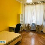 Affitto 4 camera appartamento di 79 m² in Turin