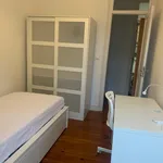 Rent 4 bedroom apartment in Lisbon