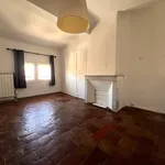 Appartement de 132 m² avec 4 chambre(s) en location à EN PROVENCE