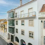 Rent 2 bedroom apartment of 100 m² in Lisbon