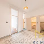 Rent 3 bedroom apartment of 99 m² in Praha