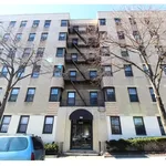 Rent 1 bedroom apartment of 550 m² in Bronx