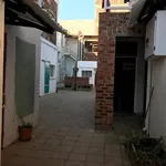 Rent 2 bedroom apartment in Johannesburg