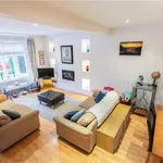 Rent 3 bedroom apartment in Wales