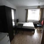 Rent 1 bedroom flat in Uxbridge