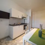 Rent a room of 80 m² in milan