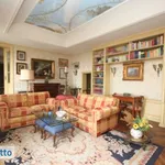 Rent 6 bedroom apartment of 200 m² in Rome