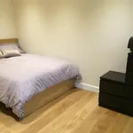 Rent 1 bedroom apartment in  New Oxford House - City centre