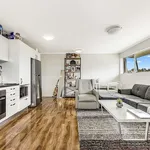 Rent 2 bedroom apartment in Buderim