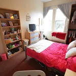 Rent 9 bedroom house in Leeds