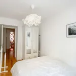 Rent 2 bedroom apartment of 75 m² in lisbon