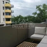 Pronajměte si 3 ložnic/e byt o rozloze 86 m² v Prague