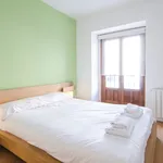 Rent 3 bedroom apartment of 70 m² in Madrid