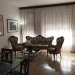 Rent 2 bedroom apartment of 90 m² in Milano