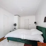 Appartement de 60 m² avec 3 chambre(s) en location à Paris