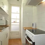 Rent 4 bedroom apartment in Barcelona