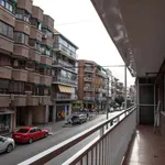 Rent a room of 120 m² in madrid