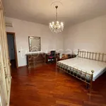 Rent 5 bedroom house of 110 m² in Sesto Fiorentino