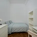 Rent 15 bedroom apartment in Lisbon