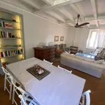 3-room flat piazza Giuseppe Garibaldi, Centro, Forte dei Marmi