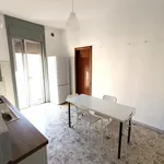 Rent 4 bedroom apartment in Bari