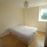 Rent 2 bedroom flat in Leeds