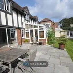 Detached house to rent in Woolton Lodge Gardens, Nr. Newbury RG20