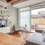 Rent 4 bedroom apartment of 40 m² in Barcelona