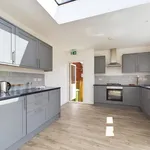 Rent 5 bedroom apartment in South West England