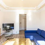 Rent 3 bedroom apartment in barcelona