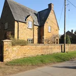 Rent 5 bedroom house in Northamptonshire