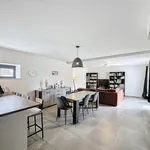  appartement avec 3 chambre(s) en location à Court-Saint-Étienne