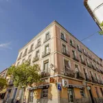 Rent a room of 125 m² in madrid