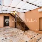 Rent 5 bedroom house of 350 m² in Zagreb