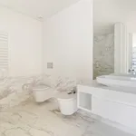 Rent 1 bedroom apartment of 72 m² in Lisbon