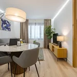 Rent 4 bedroom apartment of 65 m² in Madrid