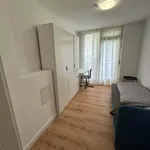 Rent a room of 100 m² in Munich