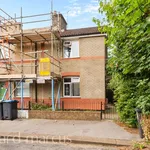 End terrace house to rent in Ritchie Road, Woodside, Croydon CR0