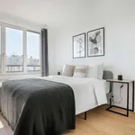 Rent 1 bedroom apartment of 45 m² in paris