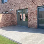 Maison de 350 m² avec 3 chambre(s) en location à Lievegem