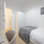 Rent a room of 180 m² in madrid