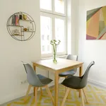 Rent 1 bedroom apartment of 45 m² in Berlin