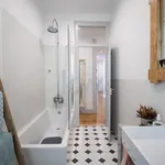 Rent 3 bedroom apartment of 150 m² in Lisbon