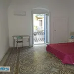 Affitto 4 camera casa di 133 m² in Bari